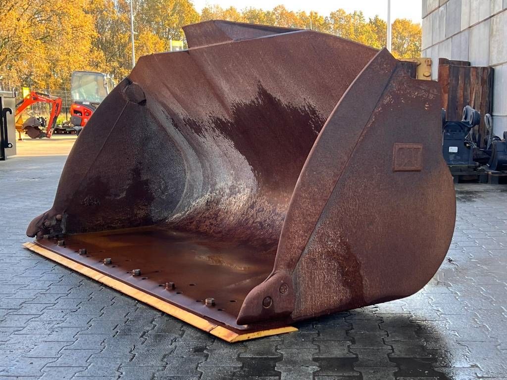 CAT 938 Laadbak - Fusion GP bucket