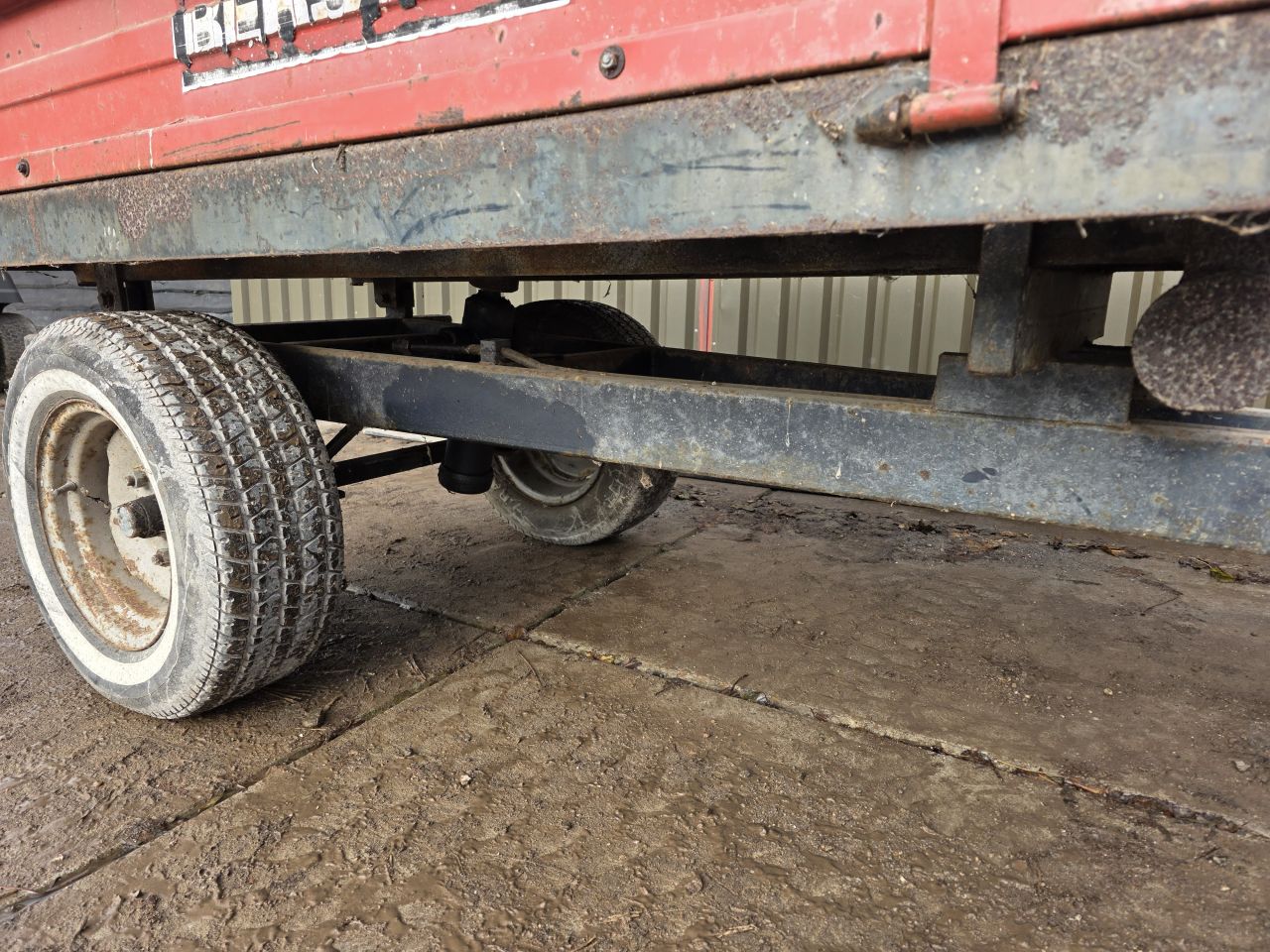 Berstol 1500 1,5T kipper