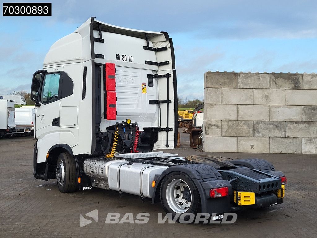 Iveco S-Way S-Way 460 4X2 Mega Retarder 2xTanks ACC Euro 6