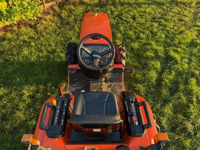 Kubota B2410 HST