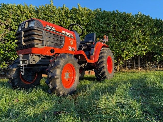 Kubota B2410 HST