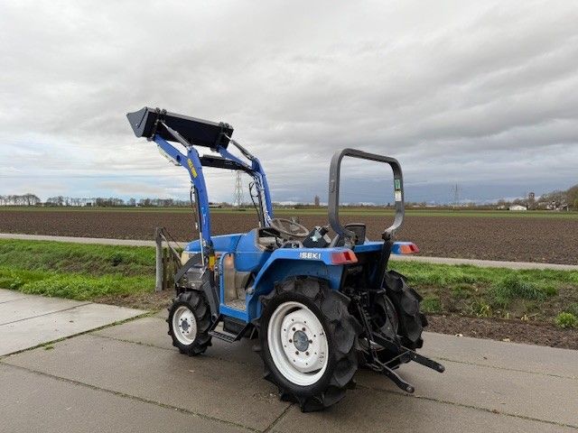 Iseki Geas 21 met voorlader