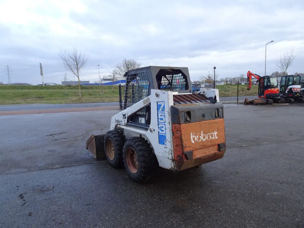 Bobcat 753