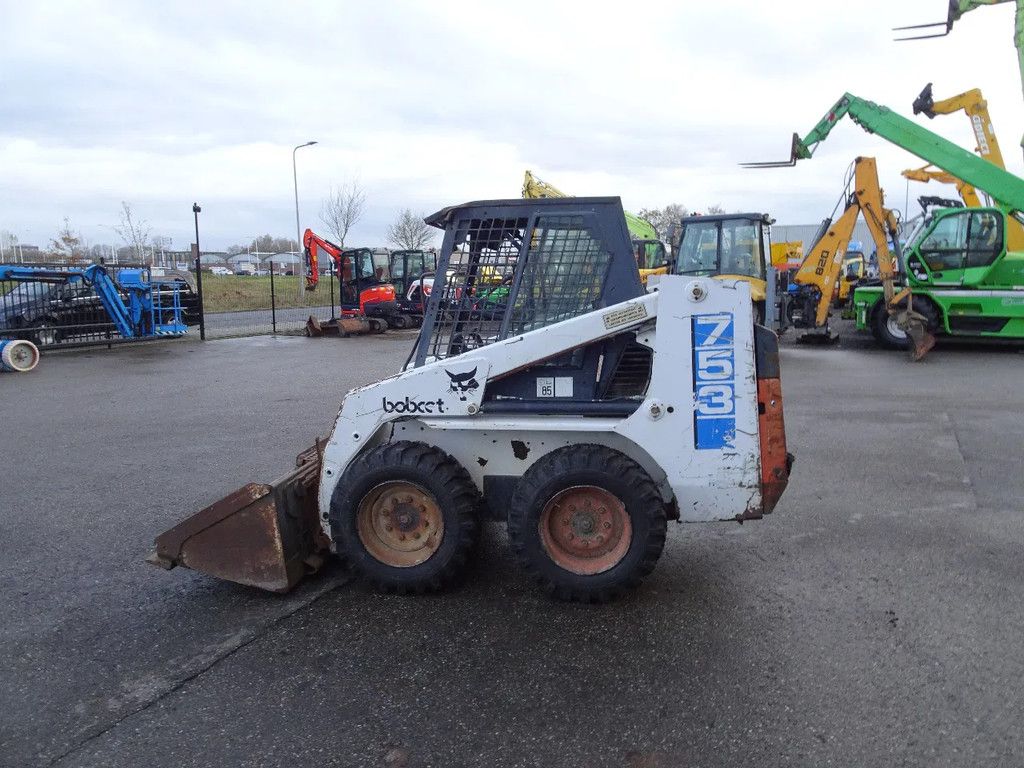 Bobcat 753