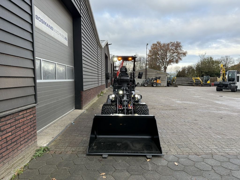Giant G1500 L HD X-TRA minishovel NIEUW BLACK edition