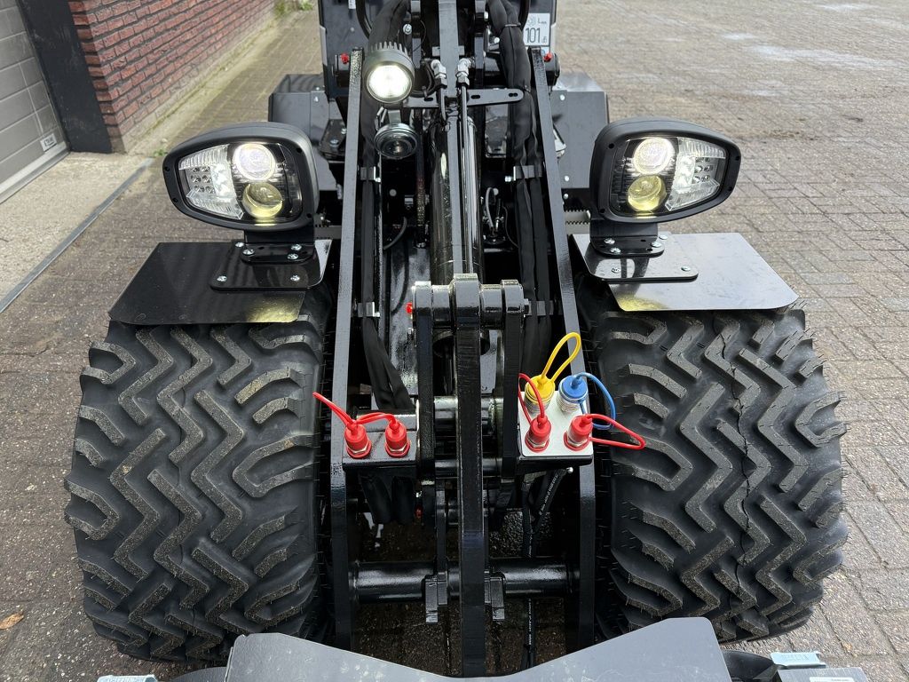 Giant G1500 L HD X-TRA minishovel NIEUW BLACK edition
