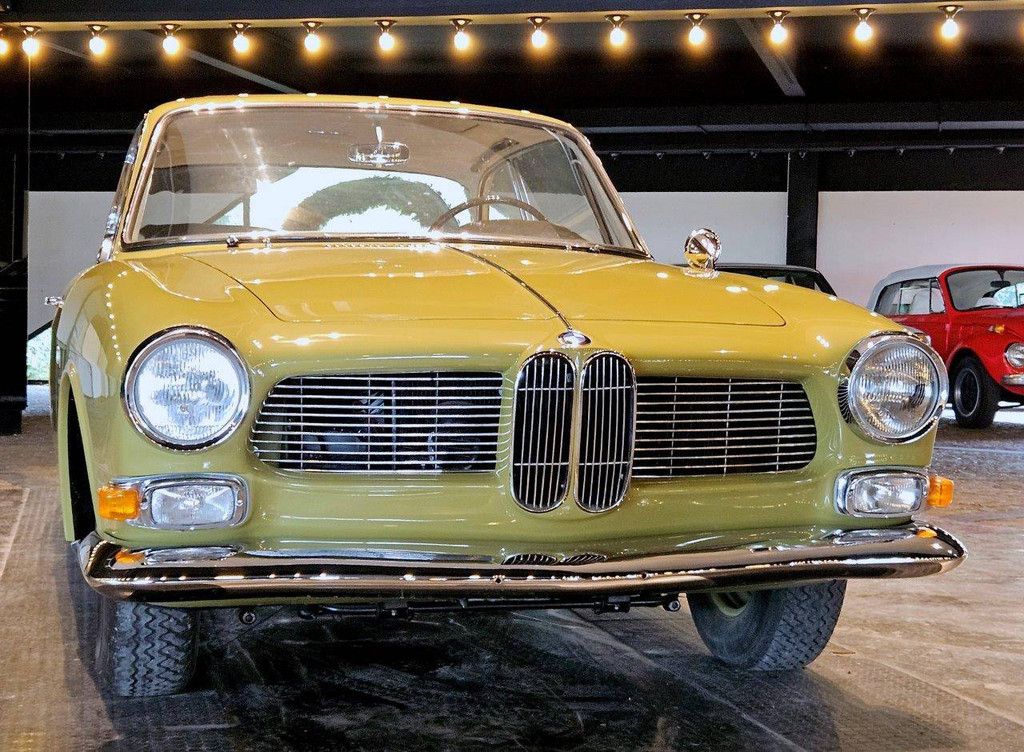 BMW 3200 CS Petrol 1964 (Margin)