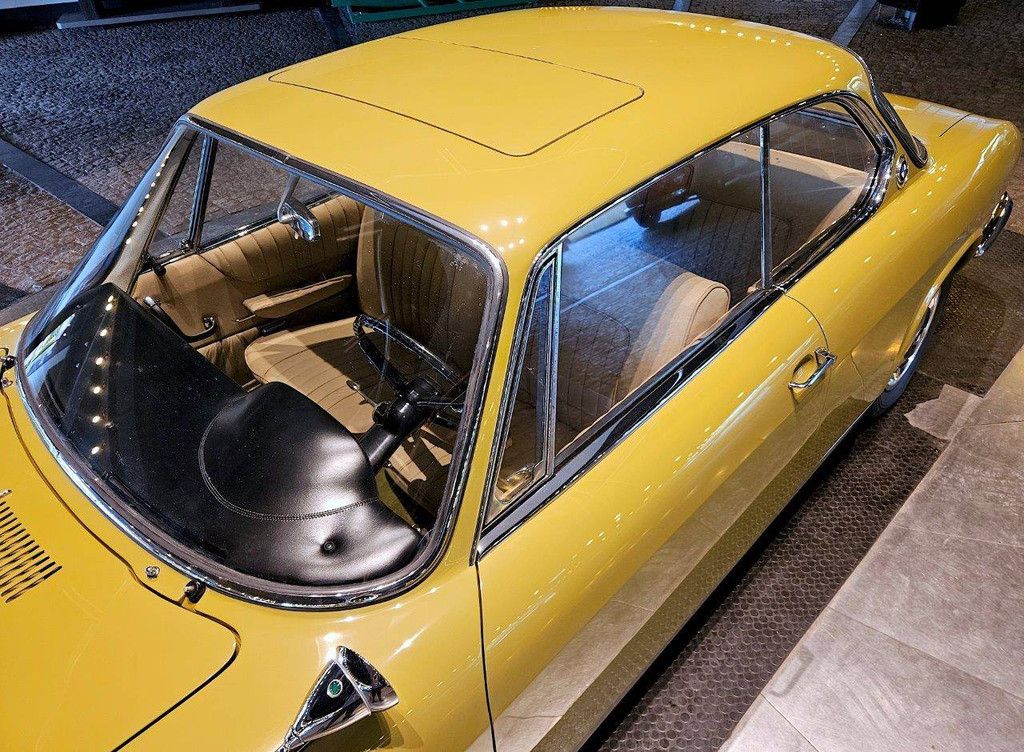 BMW 3200 CS Petrol 1964 (Margin)