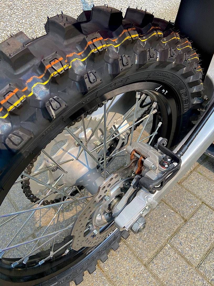 Dirt bike Honda (HRC) CRF 450R (Margin)