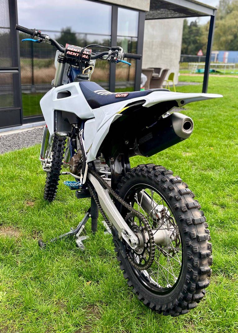 Cross-moto Husqvarna 250 F Petrol 2021 (Margin)