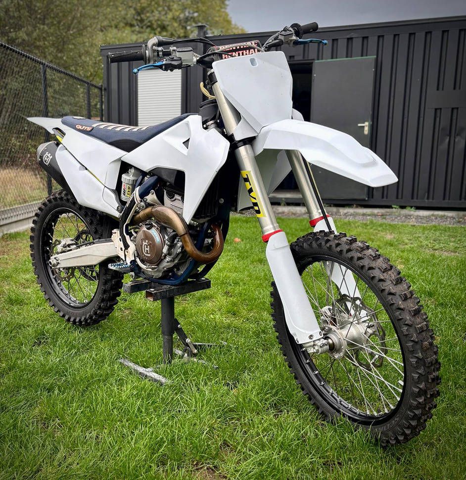 Cross-moto Husqvarna 250 F Petrol 2021 (Margin)