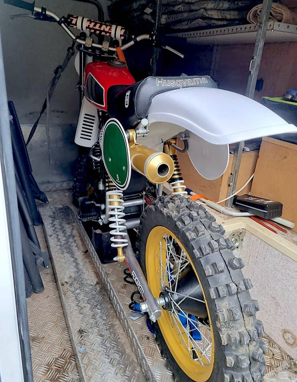 Cross-moto Husqvarna 250 (classic) Petrol (Margin)