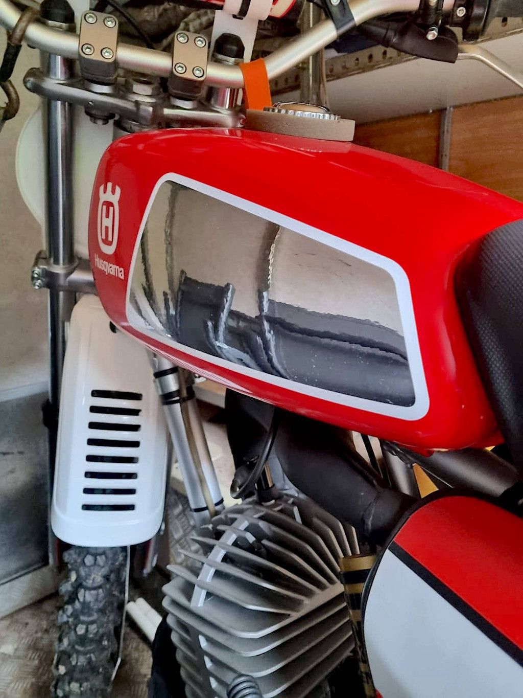 Cross-moto Husqvarna 250 (classic) Petrol (Margin)