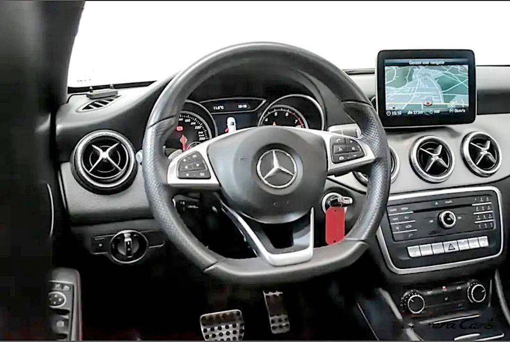 Mercedes-Benz CLA 180 Automatik Benzin 2018 (Marge)