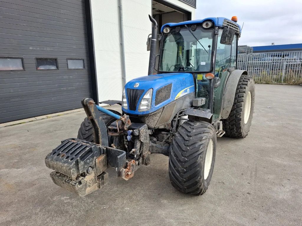 New Holland T 4040 F T4040F