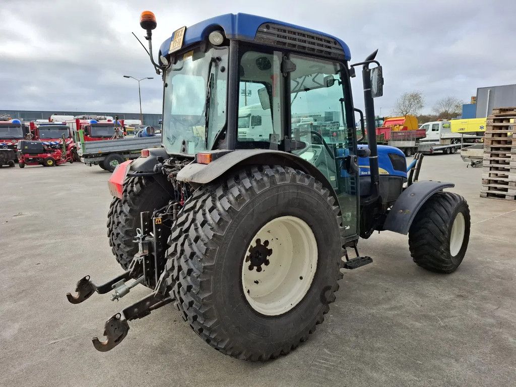 New Holland T 4040 F T4040F
