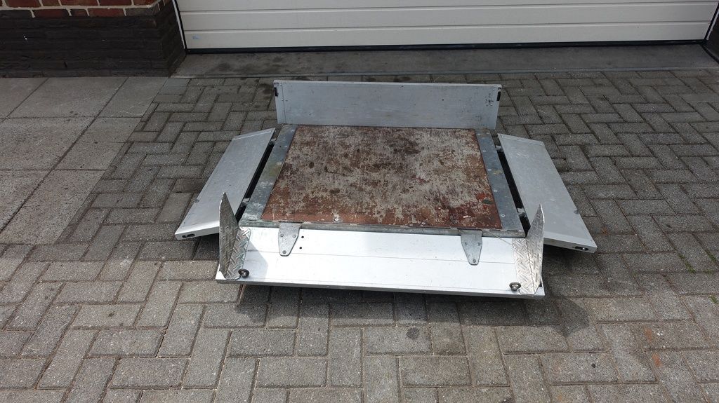 Holder laadbak 103x82 cm