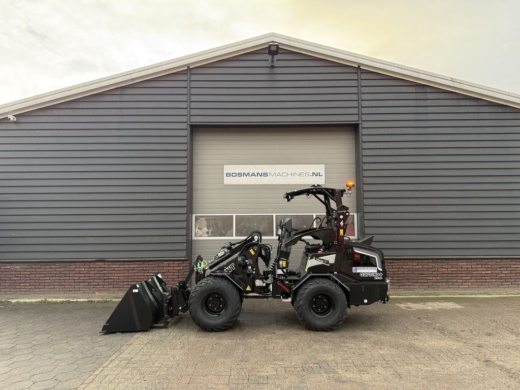 Giant G2700 X-TRA HD+ BLACK edition minishovel NIEUW €745 LEASE