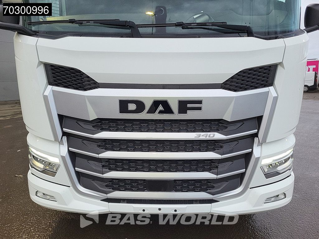 DAF XD 340 6X2 NEW! 2000kg Ladebordwand Lift+steering axle Automatic MX Engine Brake