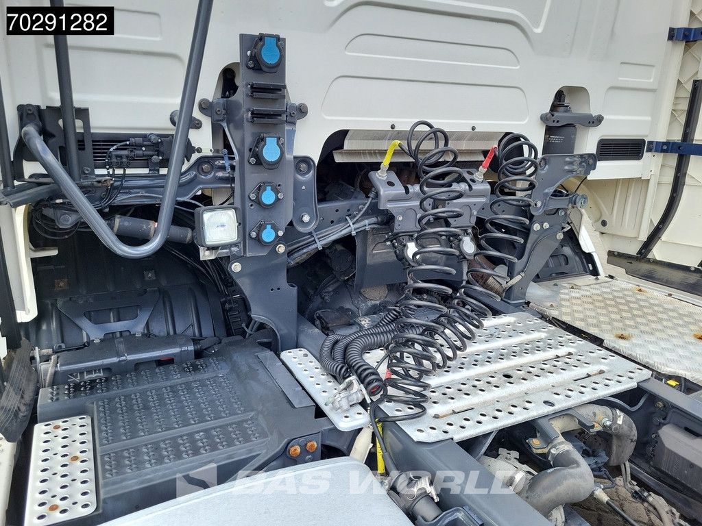 Scania R520 4X2 Low Mileage! Retarder Leder ACC Navi LED Euro 6