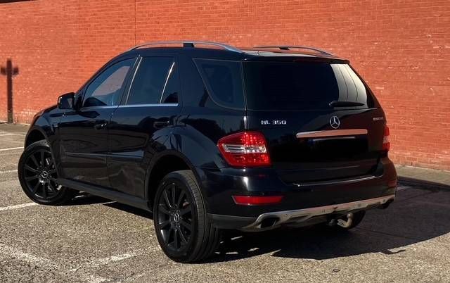 SUV Mercedes-Benz ML 350 CDI BLUETEС Diesel 2011