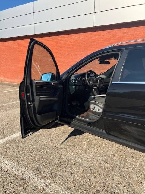 SUV Mercedes-Benz ML 350 CDI BLUETEС Diesel 2011