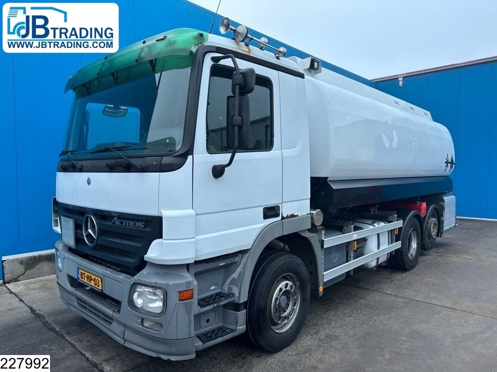 Mercedes Actros 2532 6x2, EURO 5, 23600 Liter, 5 Comp, LAG
