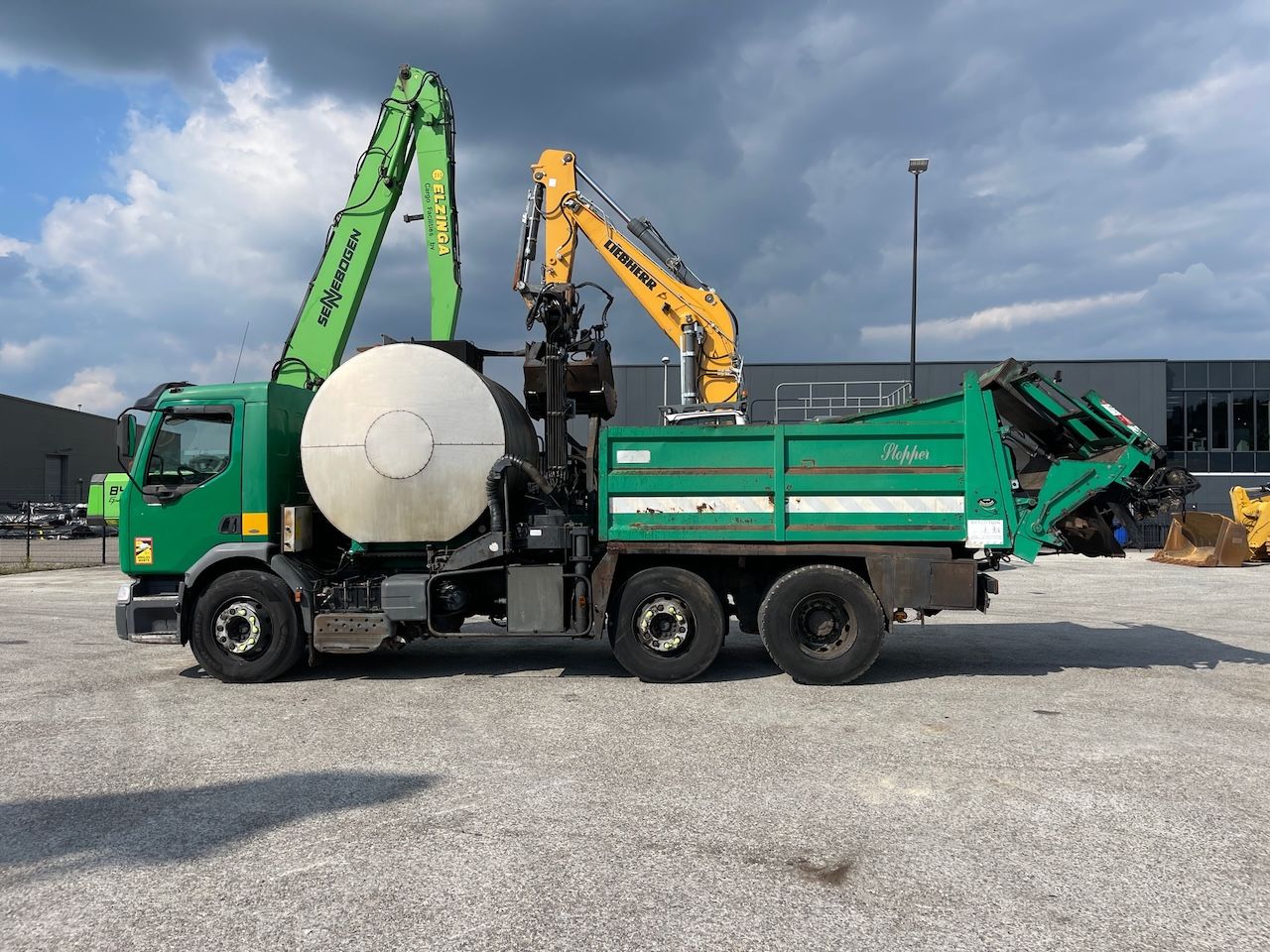 Renault 340 Premium Secmair 3500 liter Bitumen Sprayer