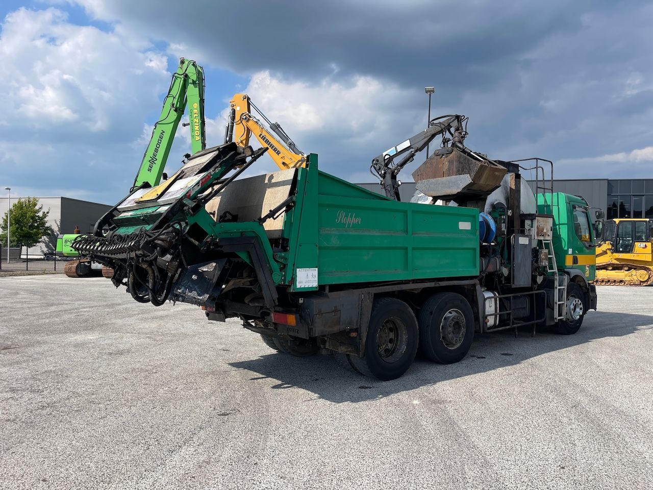 Renault 340 Premium Secmair 3500 liter Bitumen Sprayer