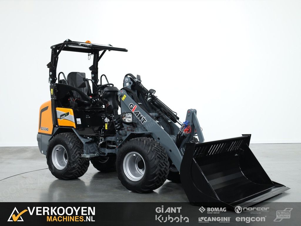 2025 Giant G2500 HD VK10429