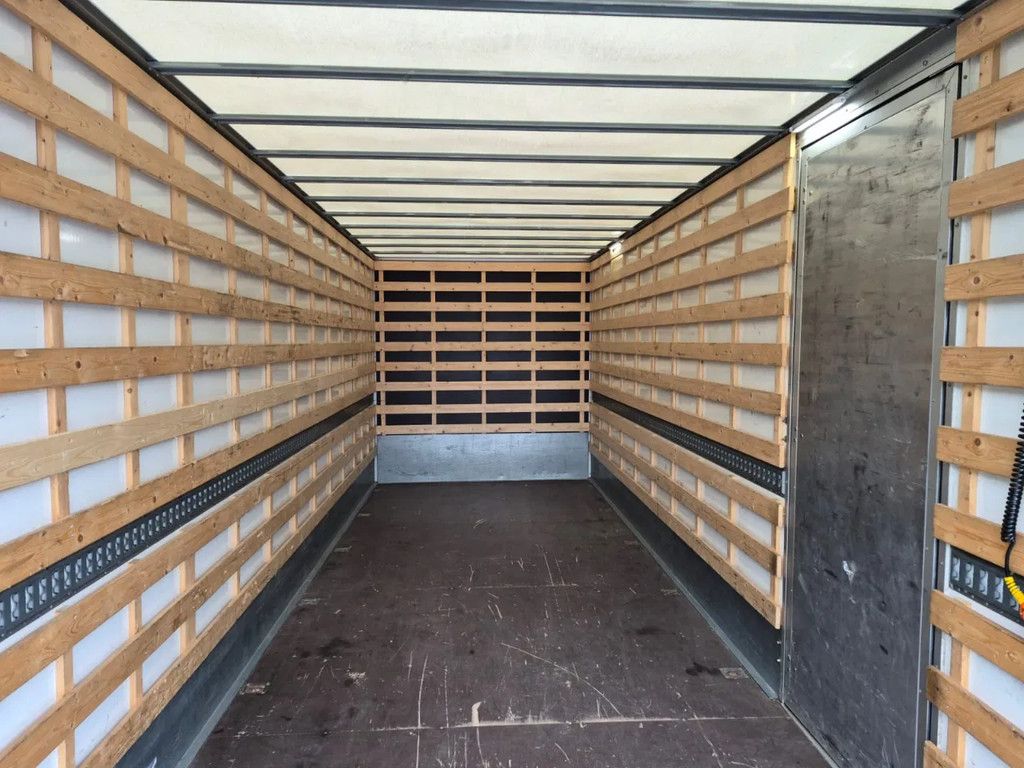 Ford Transit Gesloten clixtar oplegger 6,1 m.