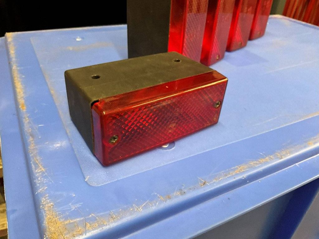 Hella rear/fog/width lamp set of 5