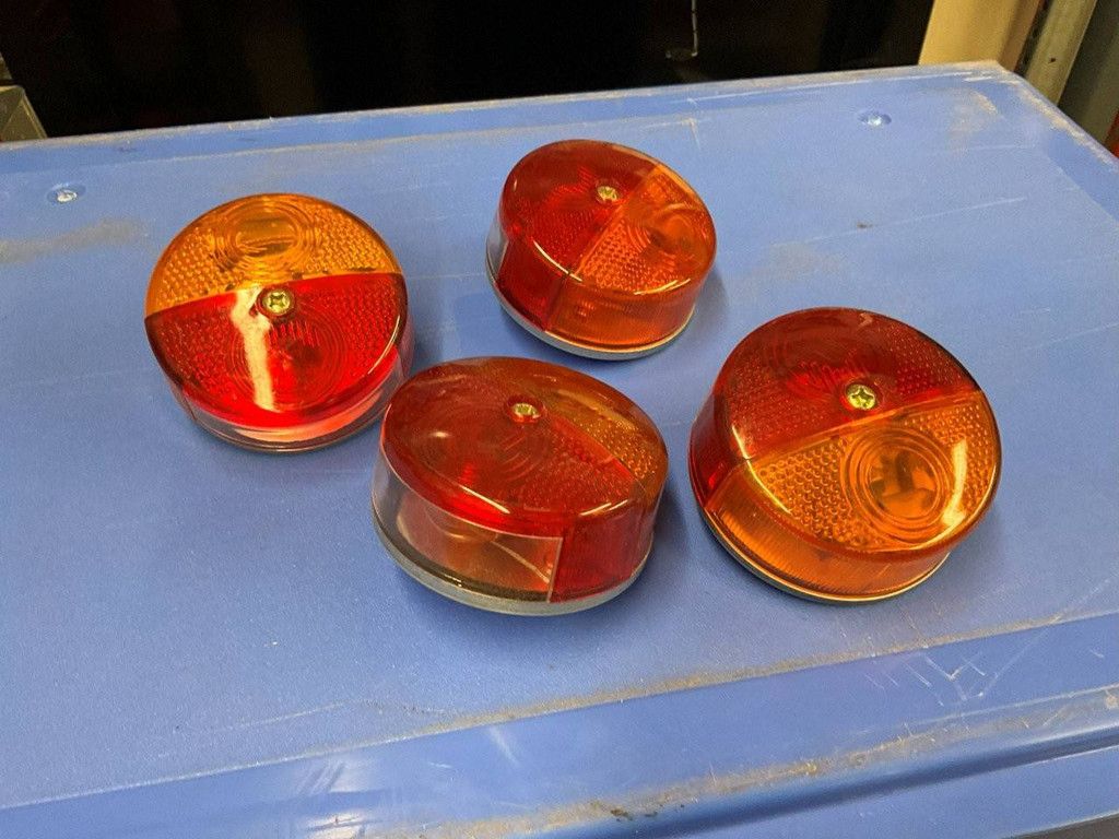 Set of 4 rear lights for tractor/trailer with bulbs. New