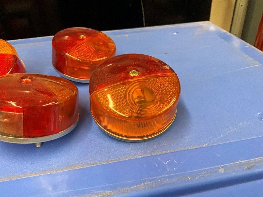 Set of 4 rear lights for tractor/trailer with bulbs. New