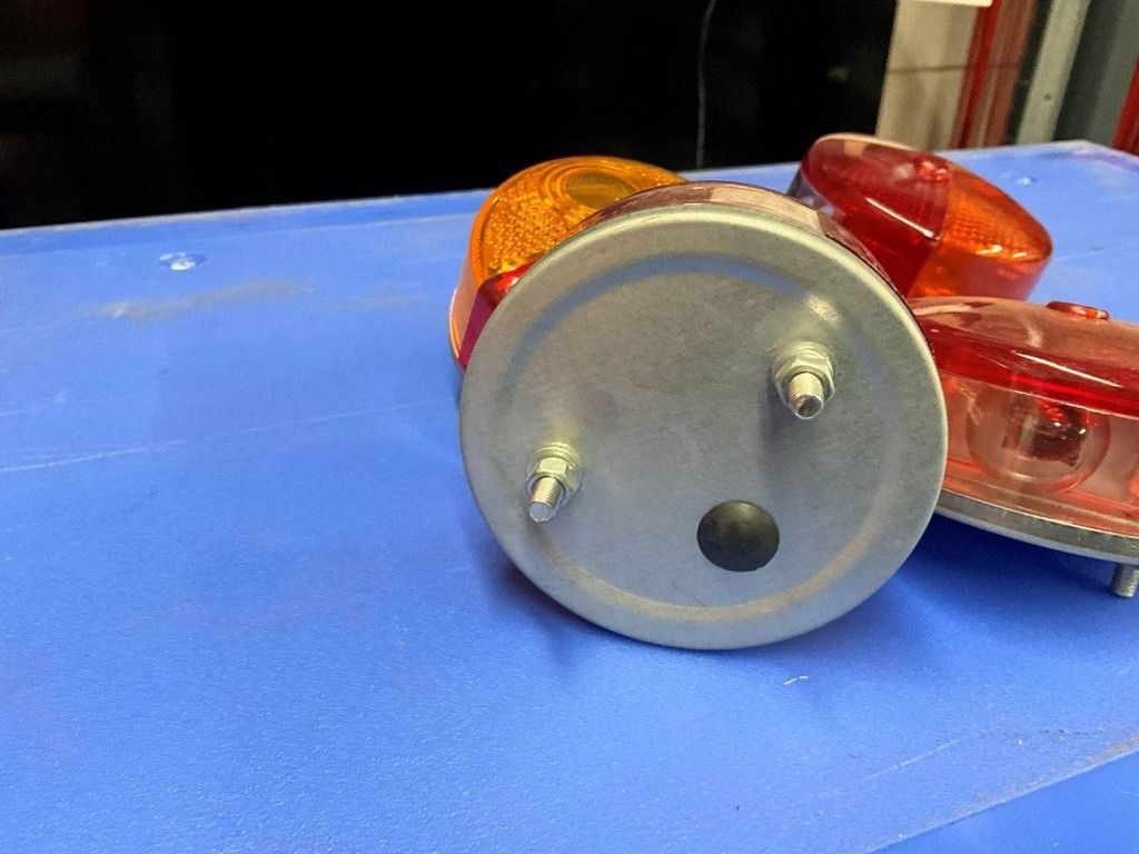 Set of 4 rear lights for tractor/trailer with bulbs. New