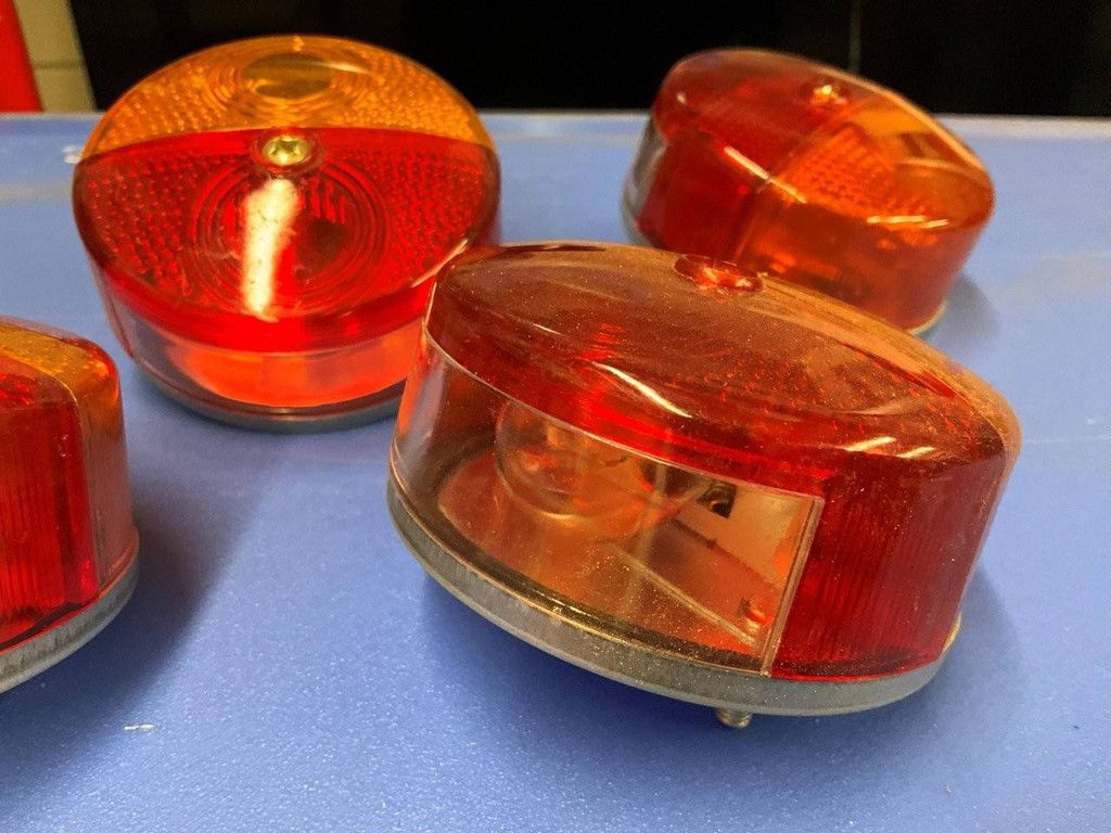 Set of 4 rear lights for tractor/trailer with bulbs. New