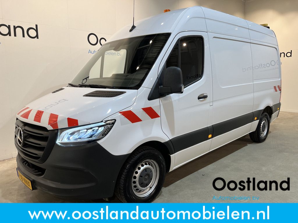 Mercedes-Benz Sprinter 317 CDI L2H2 RWD / Euro 6 / Airco / Cruise Control / Camera / Trekhaak / CarPlay