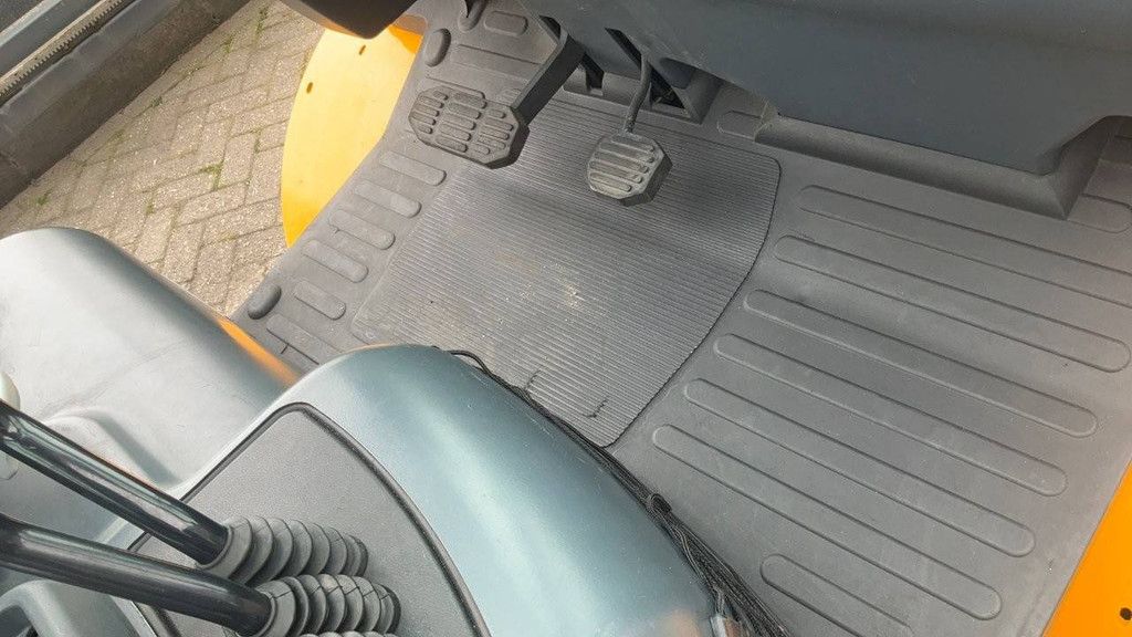 Forklift Jungheinrich TFG 430 LPG 3000kg 2005