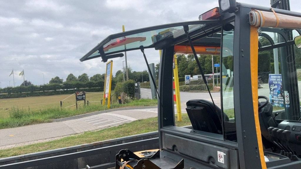 Forklift Jungheinrich TFG 430 LPG 3000kg 2005