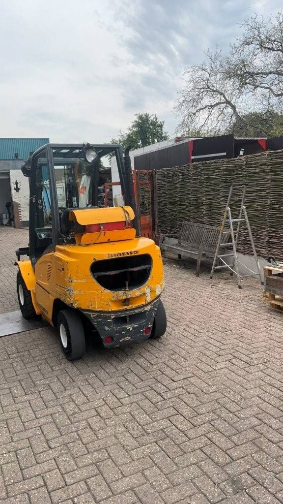 Forklift Jungheinrich TFG30S LPG 3000kg 2011