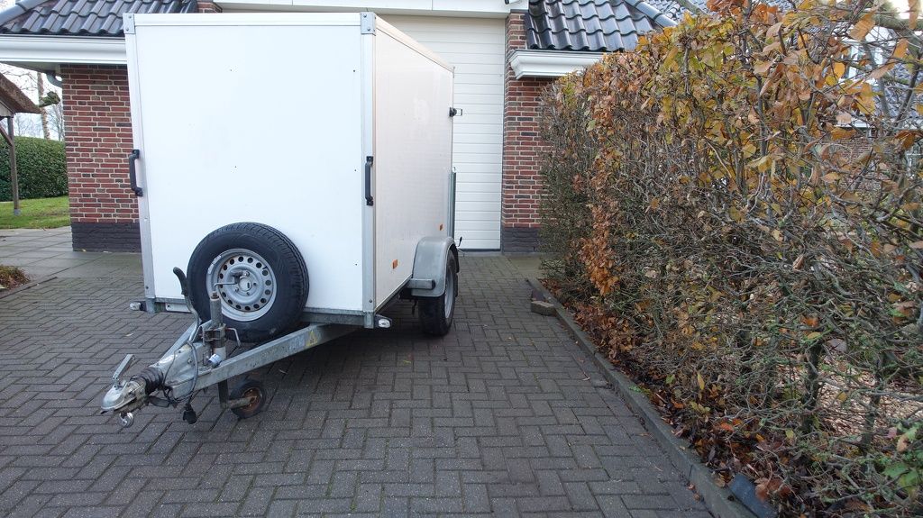 Hapert gesloten met klep 250x130x152