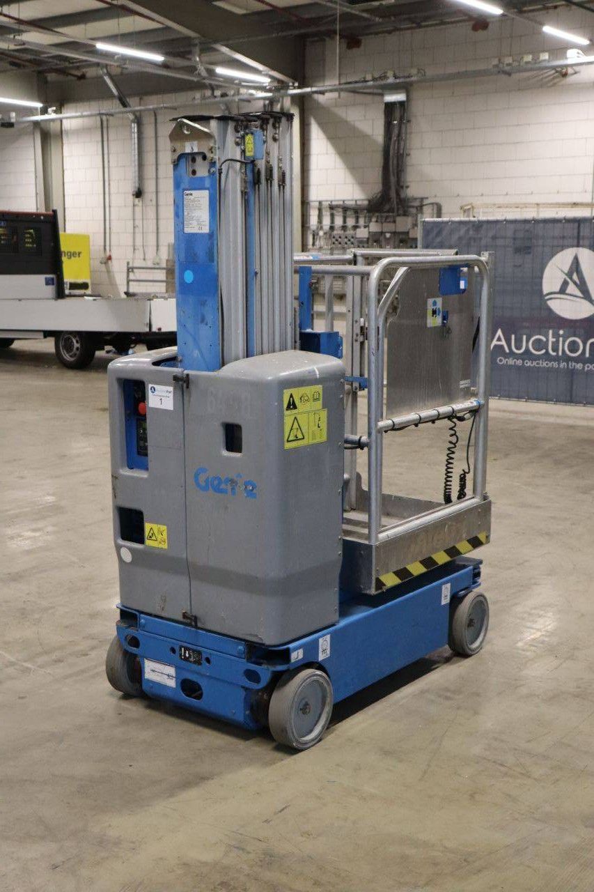 Genie GR-20 Elektrischer Mastlift 8,02 m 2016