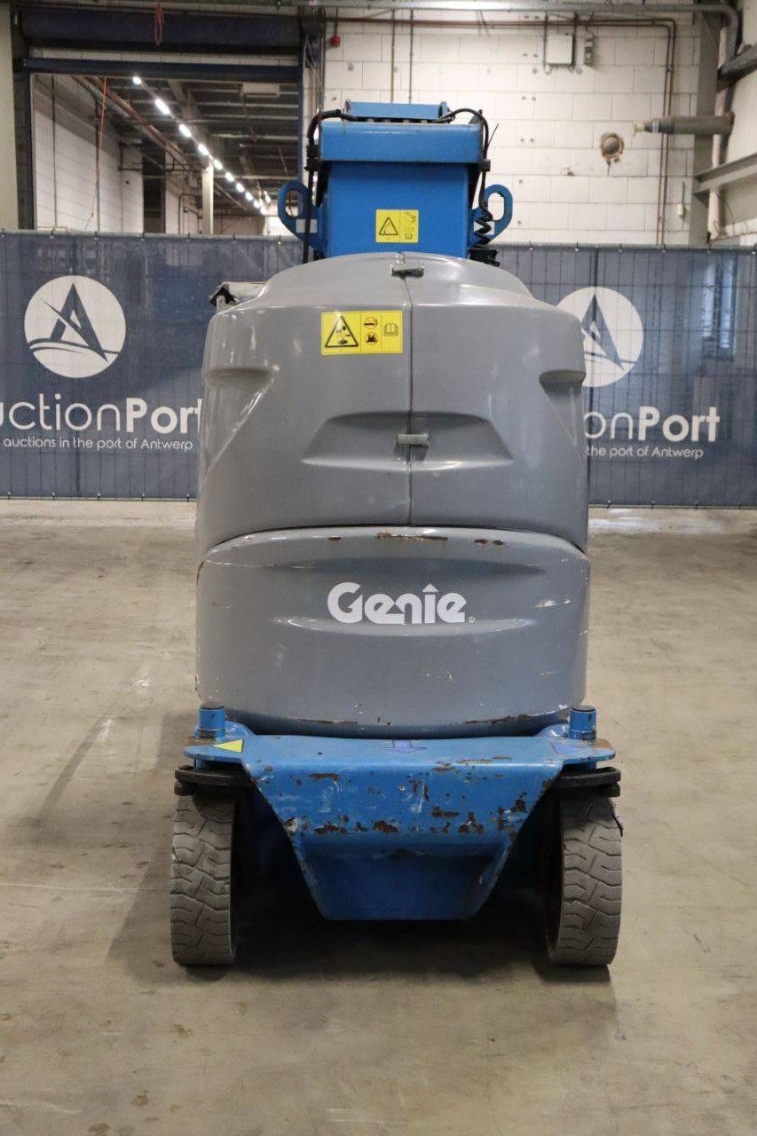 Genie GR26J Electric Mast Lift 9.90m 2016
