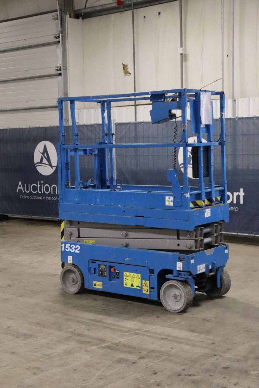 Scissor lift Genie GS1532 Electric 6.60m 2014