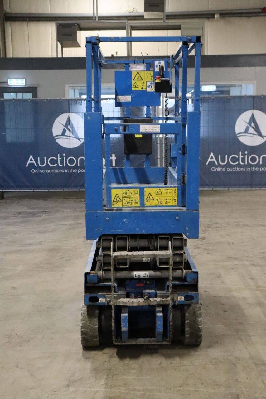 Scissor lift Genie GS1532 Electric 6.60m 2014