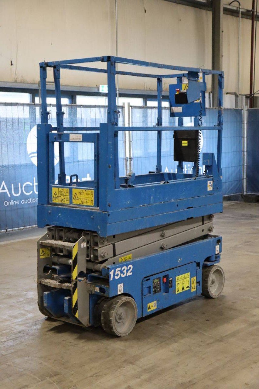 Scissor lift Genie GS1532 Electric 6.60m 2014