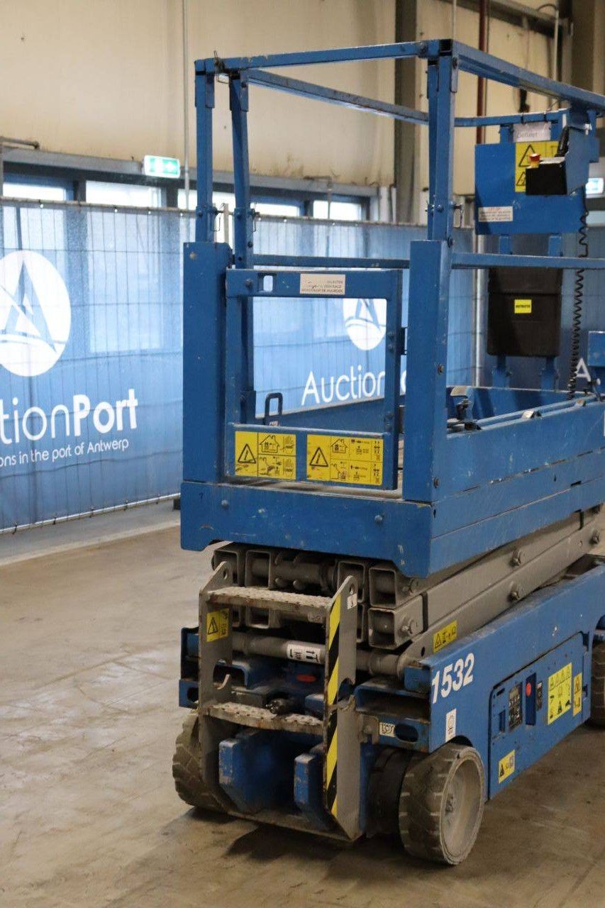 Scissor lift Genie GS1532 Electric 6.60m 2014