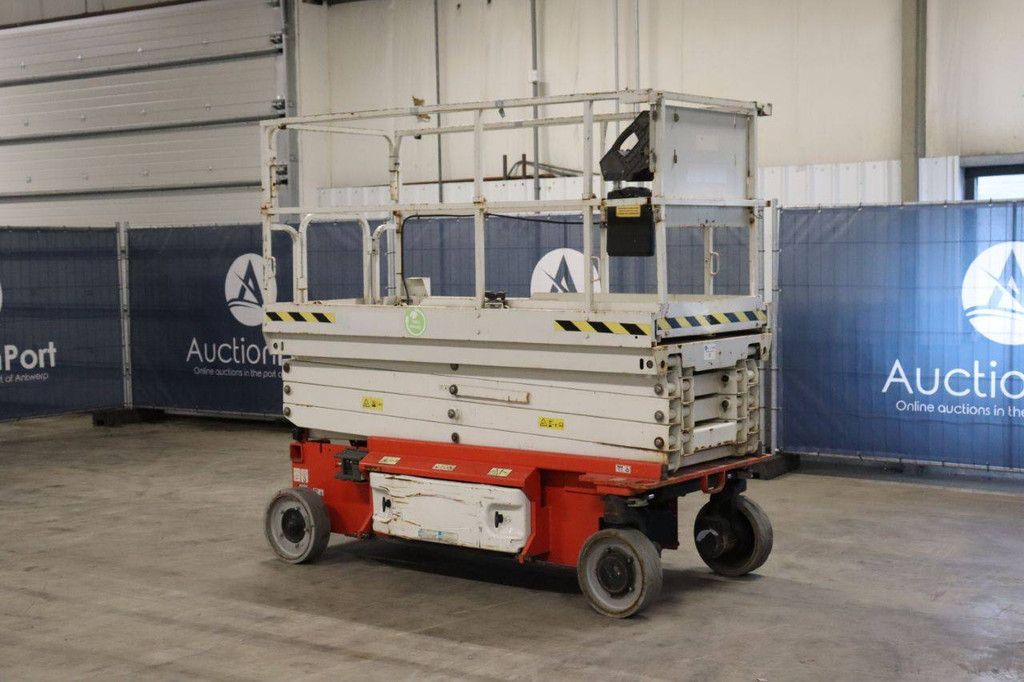 JLG 2646 ES Electric Scissor Lift 9.92m 2016