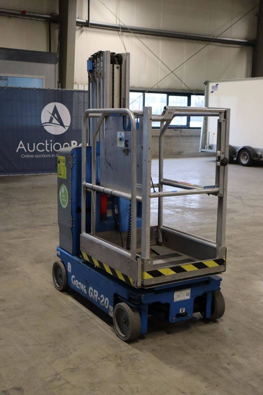 Genie GR-20 Elektrischer Mastlift 8,02 m 2016