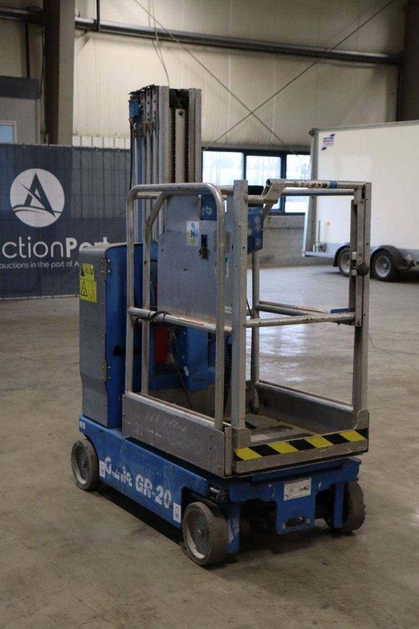 Genie GR-20 Electric Mast Lift 8m 2016